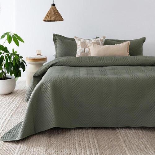 Bambury Herringbone Embossed Coverlet Set Moss | Queen / King